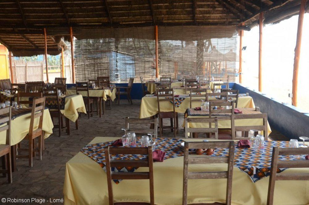 Hotel Robinson Plage Lome Bagian luar foto