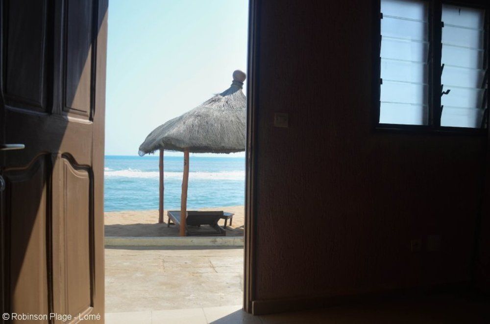 Hotel Robinson Plage Lome Bagian luar foto