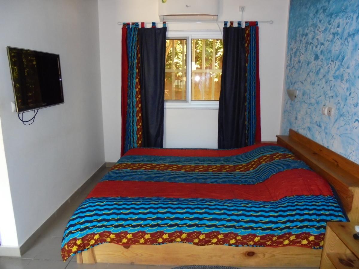 Hotel Robinson Plage Lome Bagian luar foto